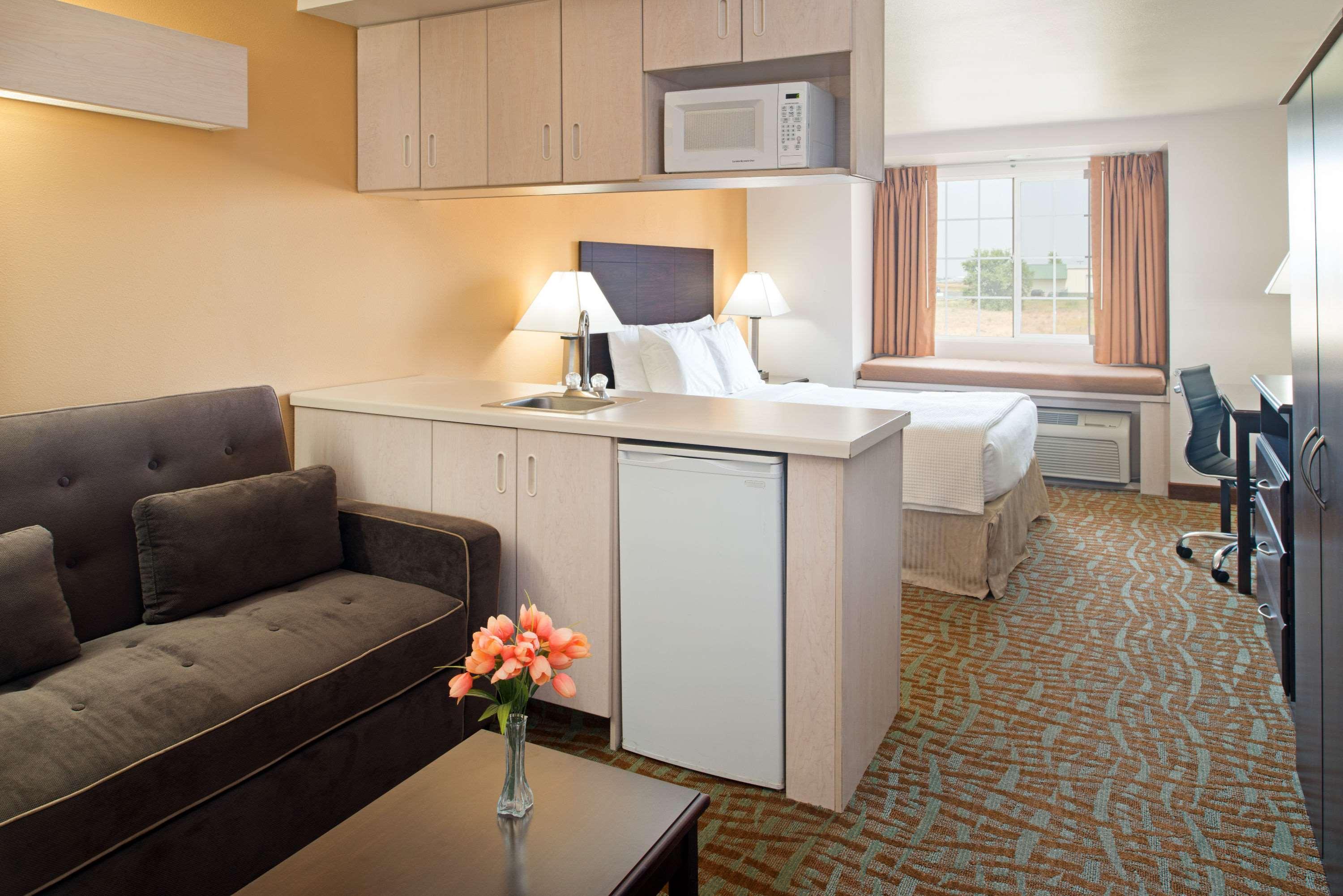 Days Inn & Suites By Wyndham Spokane Airport Airway Heights Eksteriør bilde